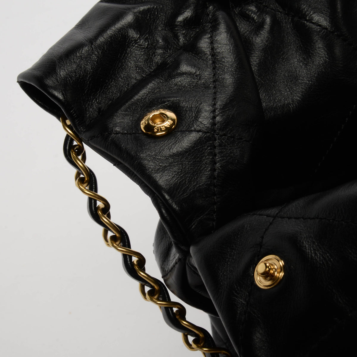 Chanel Black Shiny Calfskin Small 22 Bag