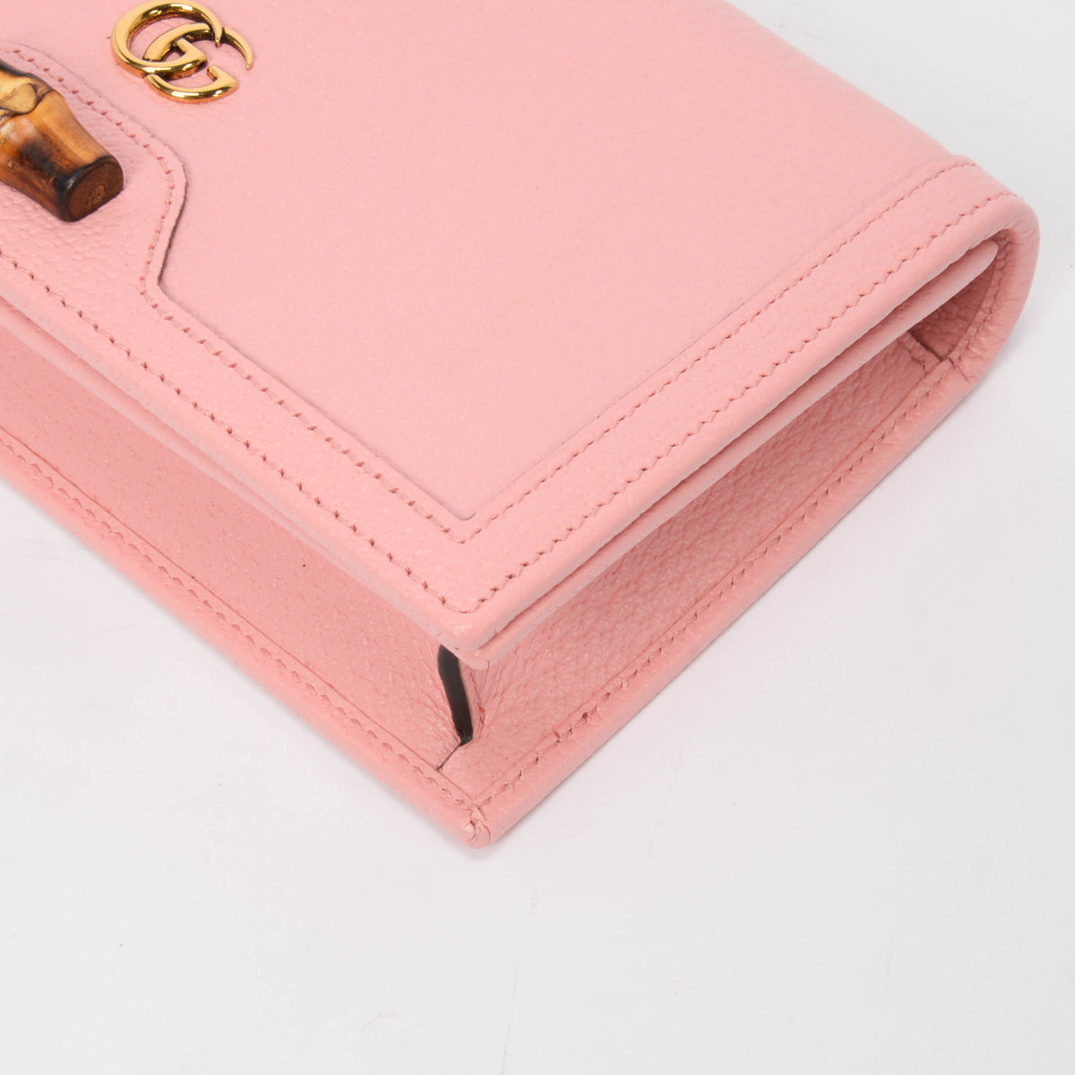 Gucci Pink Grained Leather Mini Diana Chain Bag
